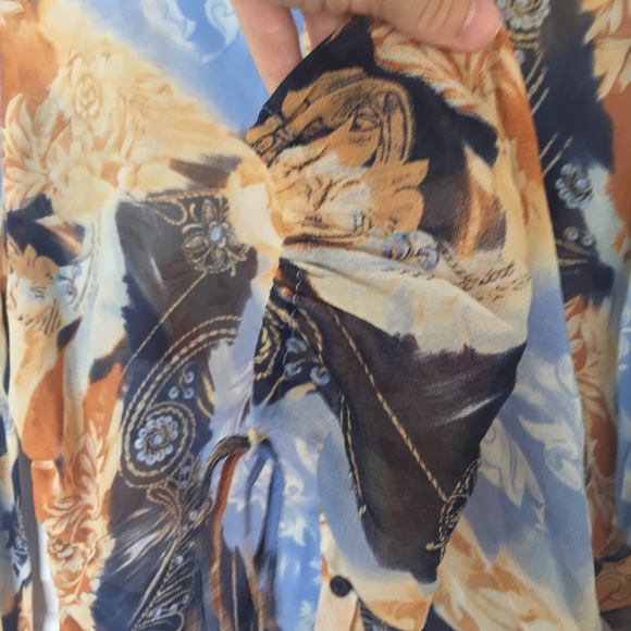 Sheer Silk Escada Button Down size 38 or M - Picture 3 of 7